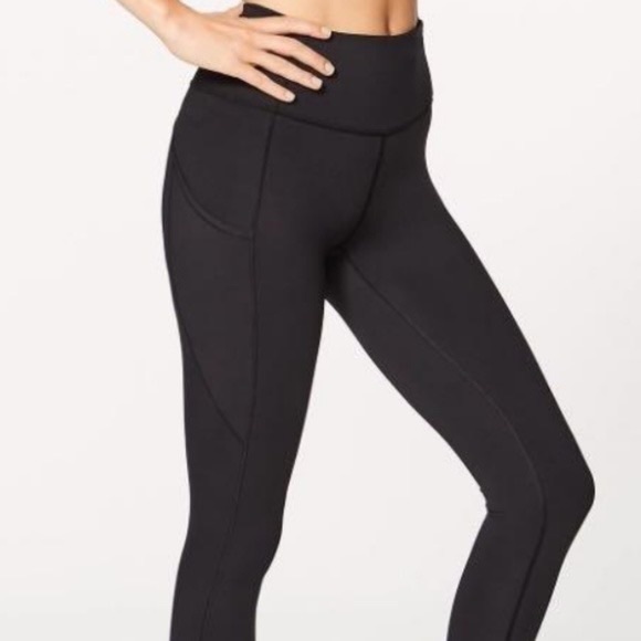 Black lululemon leggings with pockets - Picture 1 of 3